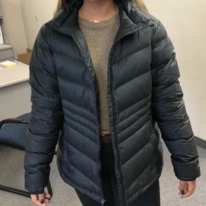 Ladies Columbia jacket brand new !!